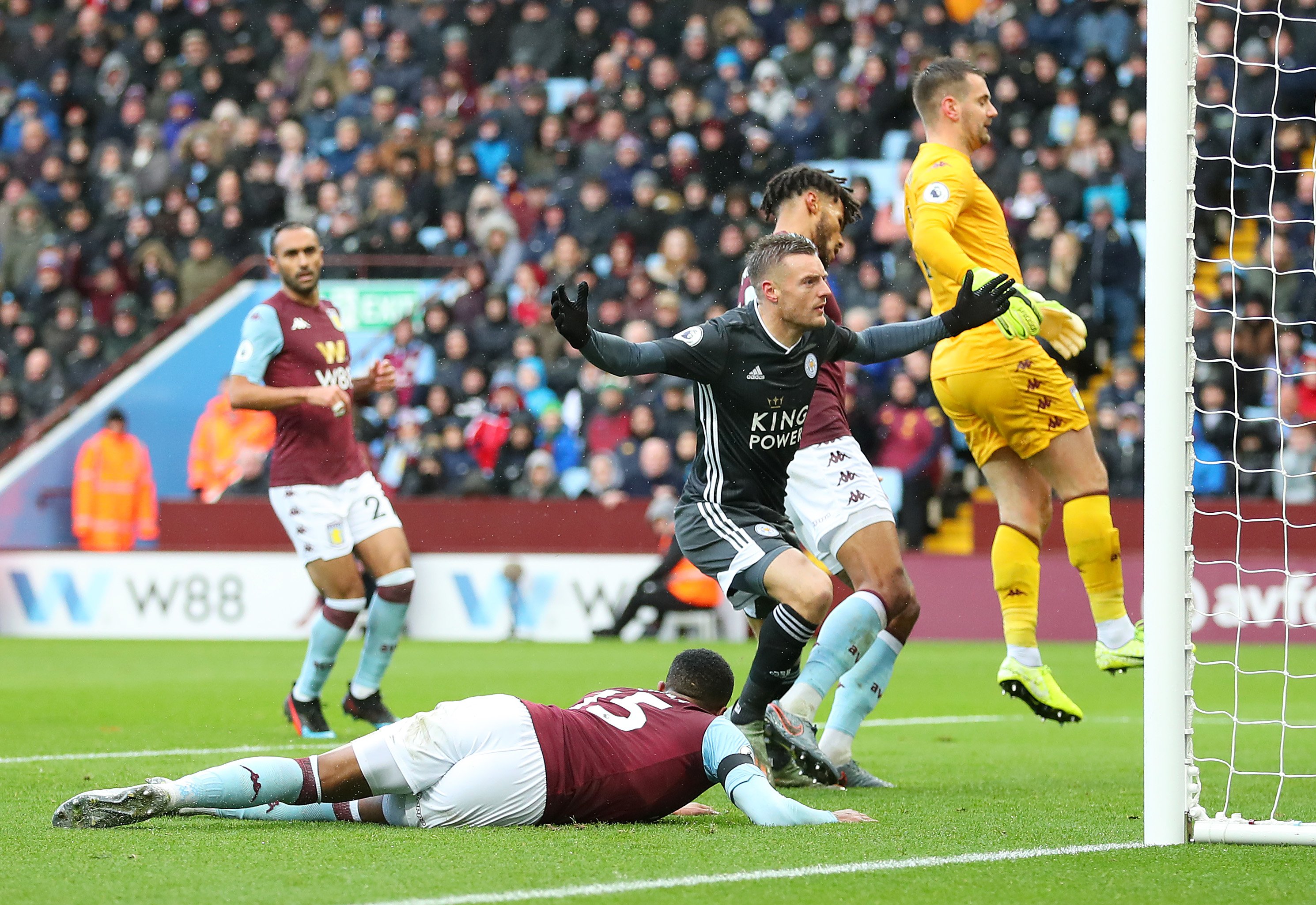 颜料:英超争冠展望.