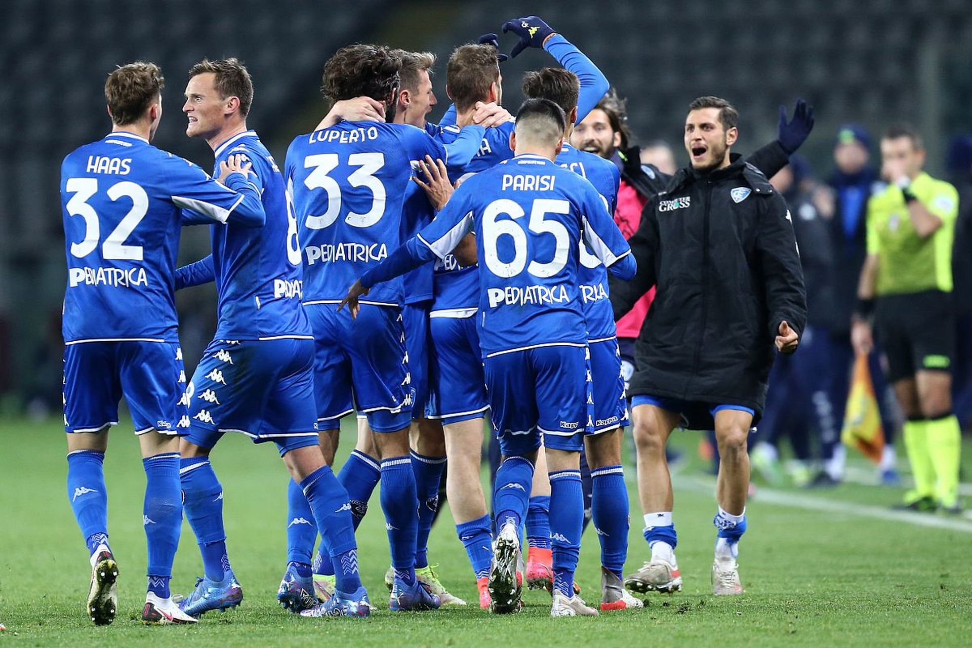 可以在比赛 可以在比赛