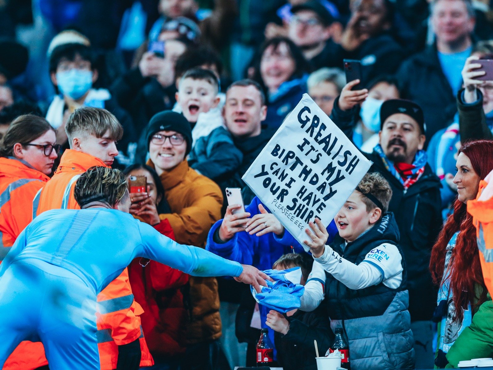 [国内足球]张玉宁前场断球 助攻张稀哲破门